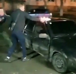 LoL: When a Russian gets pissed off by his car