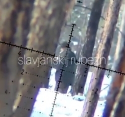 Russian sniper engaging Ukrainian soldier (2 videos)