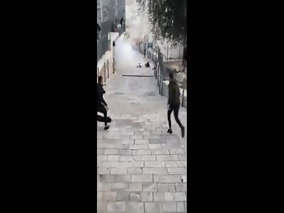 Palestinian Girl hit by a Bomb