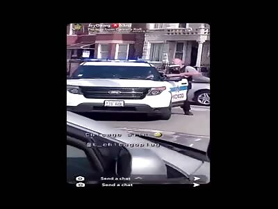 Naked Chicago woman steal cop car (full video)