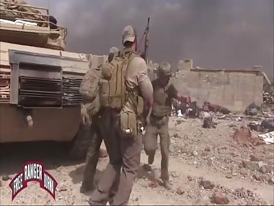 Footage of former SEAL saving a girl & wounded man in Mosul