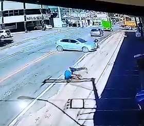 Good CCTV of Motorcyclist Landing Head First on the Concrete 