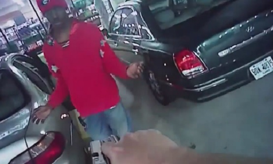 Georgia Man Gets Shot After Trying To Grab A Cops Gun
