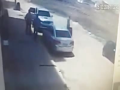 Man is executed by his crime partners - cctv