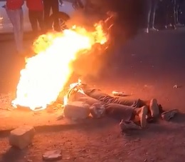 Marshmallows? People Watch Man Burn From Mob Justice