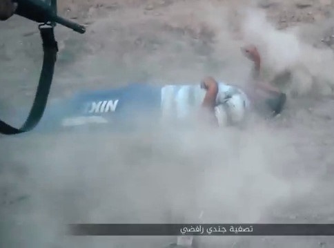 ISIS Execution of another captured fighter