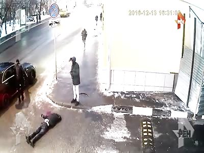 Mercedes kills a man in Moscow