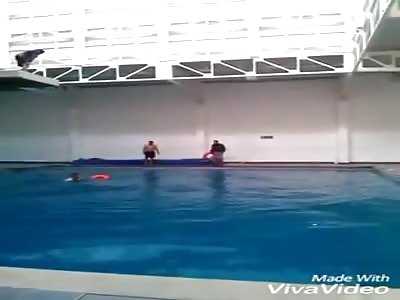 Shocking. Security Guard Drowns in a Swimming Pool During Training *Volume*