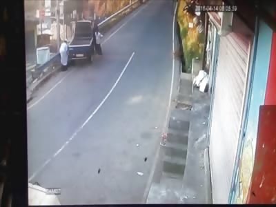 Stupid Driver Crushed Woman Against the Railing 