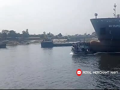 Ship Vs Boat Accident in Bangladesh 