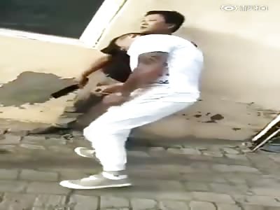 Chinese asshole get whathe deserves for bullying man with meat cleaver