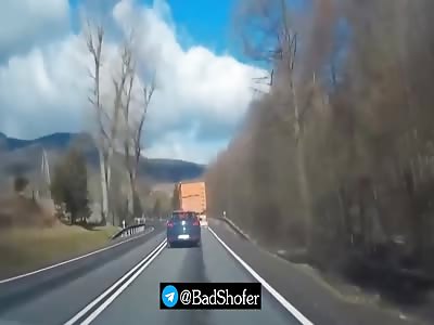 Shocking deadly accident happened on Russian road.