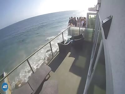 Balcony Collapse in Malibu 