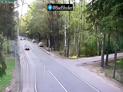 Stupid biker hits turning car.