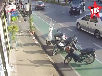 WOW: Motorcycle Collided with a Car and Rider Have his Head crushed