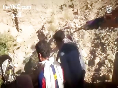 New ISIS video shows Brutal Mass Execution in grave 