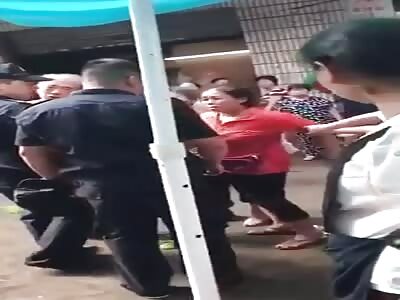 Cop gives woman the boot
