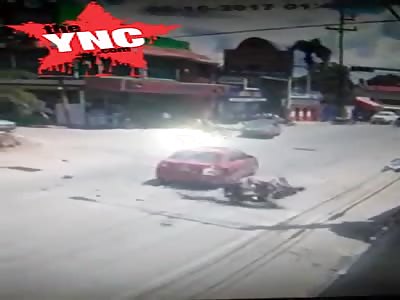 two motorcycles collide into each other in  costa rica