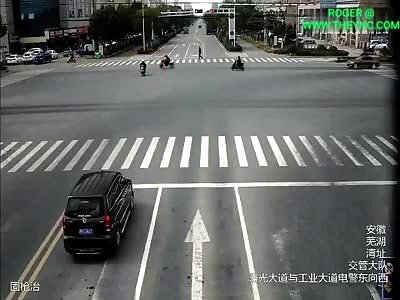 Zebra crossing accident in Wuhu City