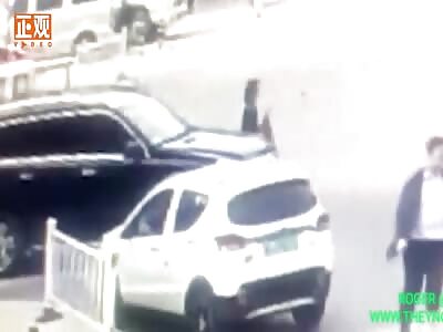 52-year-old woman died after being crushed by a car in Shandong