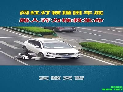 Two youths on a bike  were crushed by a car in Huainan City