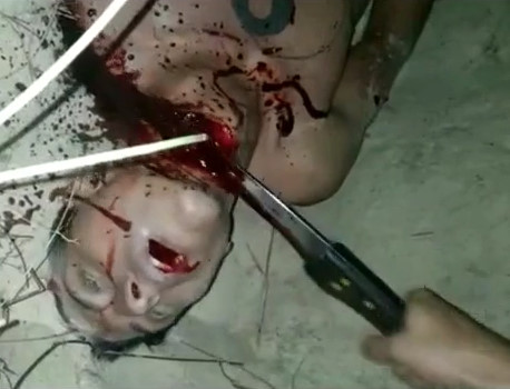 Guy Beheaded by Rival Cartel Members.