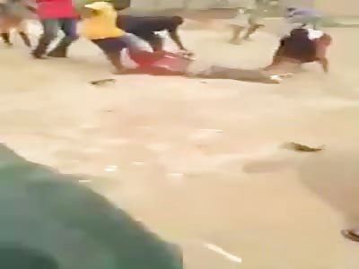 Barbaric Mob : Mentally ill kid stoned to death 