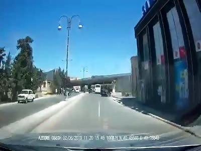 Live Accident Caught on CCTV Footage(2)