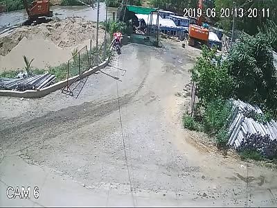 Live Accident Caught on CCTV Footage(13)
