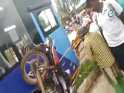Live Accident Caught on CCTV Footage(16)