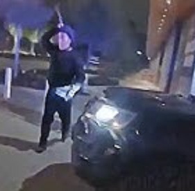 Houston Cops Shoot Suspect After He lunges at Them With a Knife