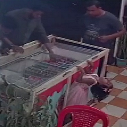 SO SAD: A Girl Who Went to Get Ice Cream Died after Being Shocked by the Fridge In the Shop.