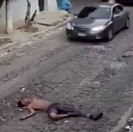 WCGW When You Sleeping Drunk On The Road In El Salvador