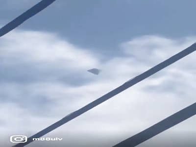 Huge UFO over Medellin, Colombia 