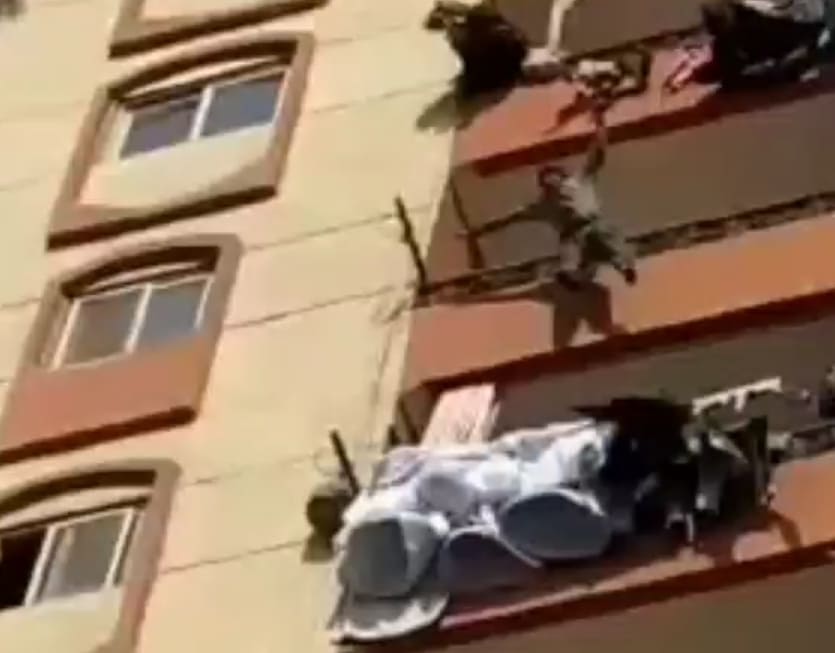 Guy Jumps From 11th Story After Murdering Wife (Other Angles)