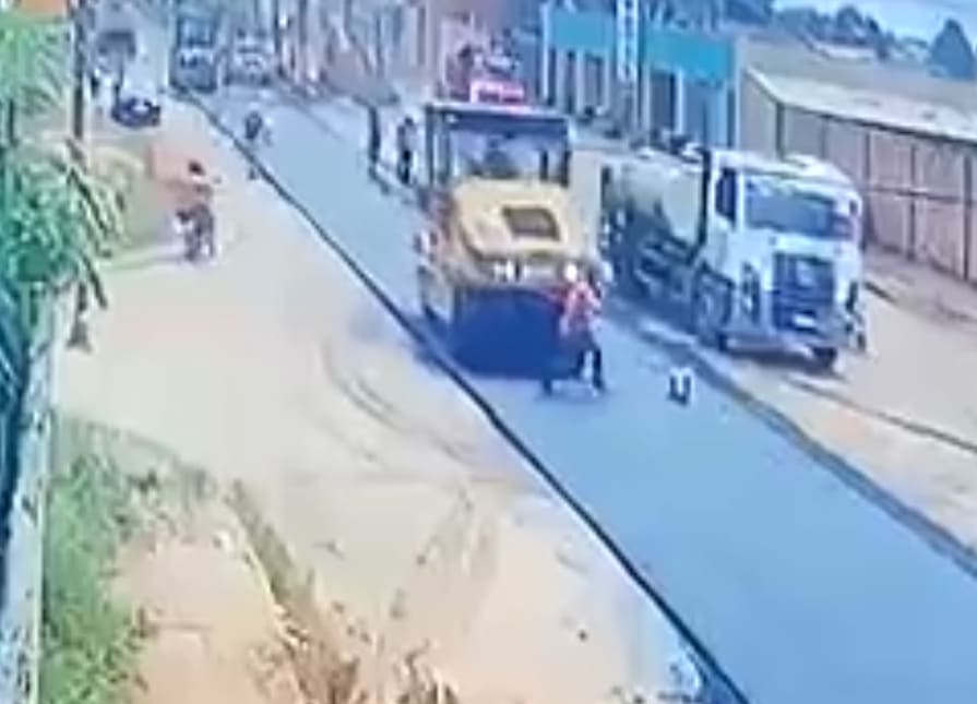 Dude Ran Over By Steamroller 