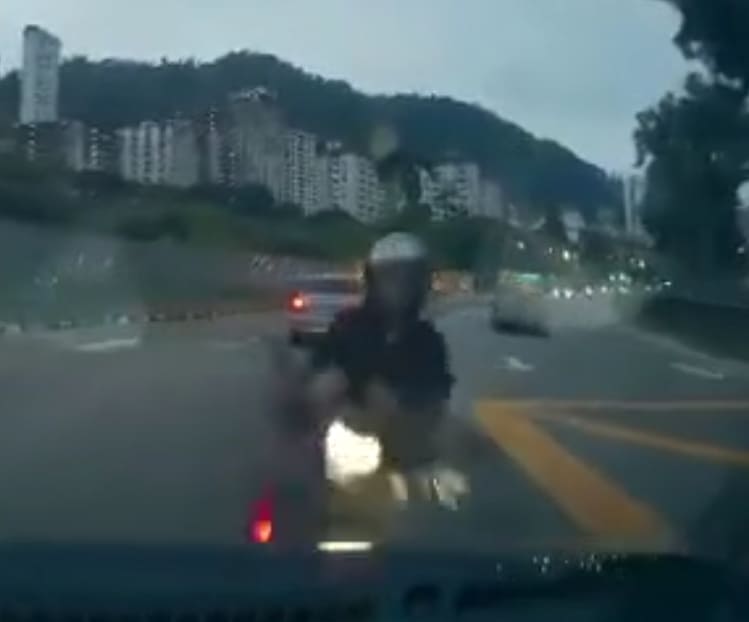 Average Day On The Roads In Malaysia