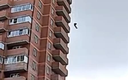 11-Year-Old Jumps From The 17th Floor