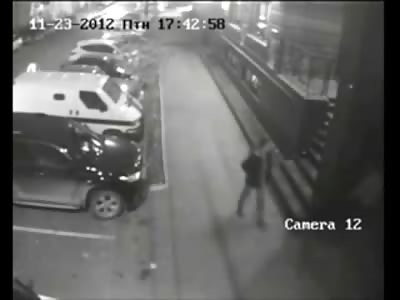 Security Guard Murdered down an Alley Way on Camera (Watch Full Video, Dies lin Office Building)