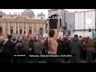 Women Get NAKED IN FRONT OF POPE Benedict XVI' for Gay Rights, VATICAN