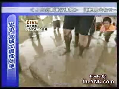 Japanese Reporter breaks his Neck on Live TV