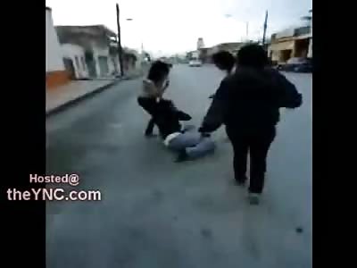 Brutal Beating i nthe Street, Latino Female is Dragged by her Hair all the Way Down a Public Street