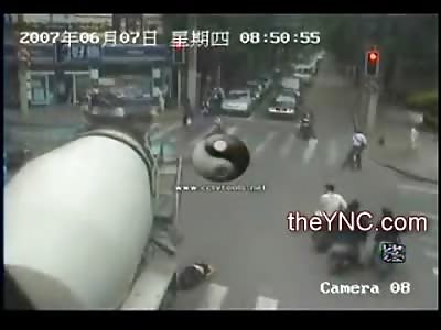 Bicyclist Crushed to Death by Cement Truck (Watch Slow Motion to See Him Run Over by the Tires)