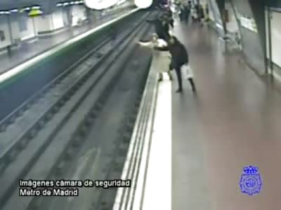 Hero Saves man From Certain Death after he Fell onto the Train Tracks