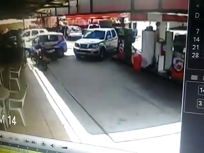Gas Attendant Shot Dead in Gas Station @:50 